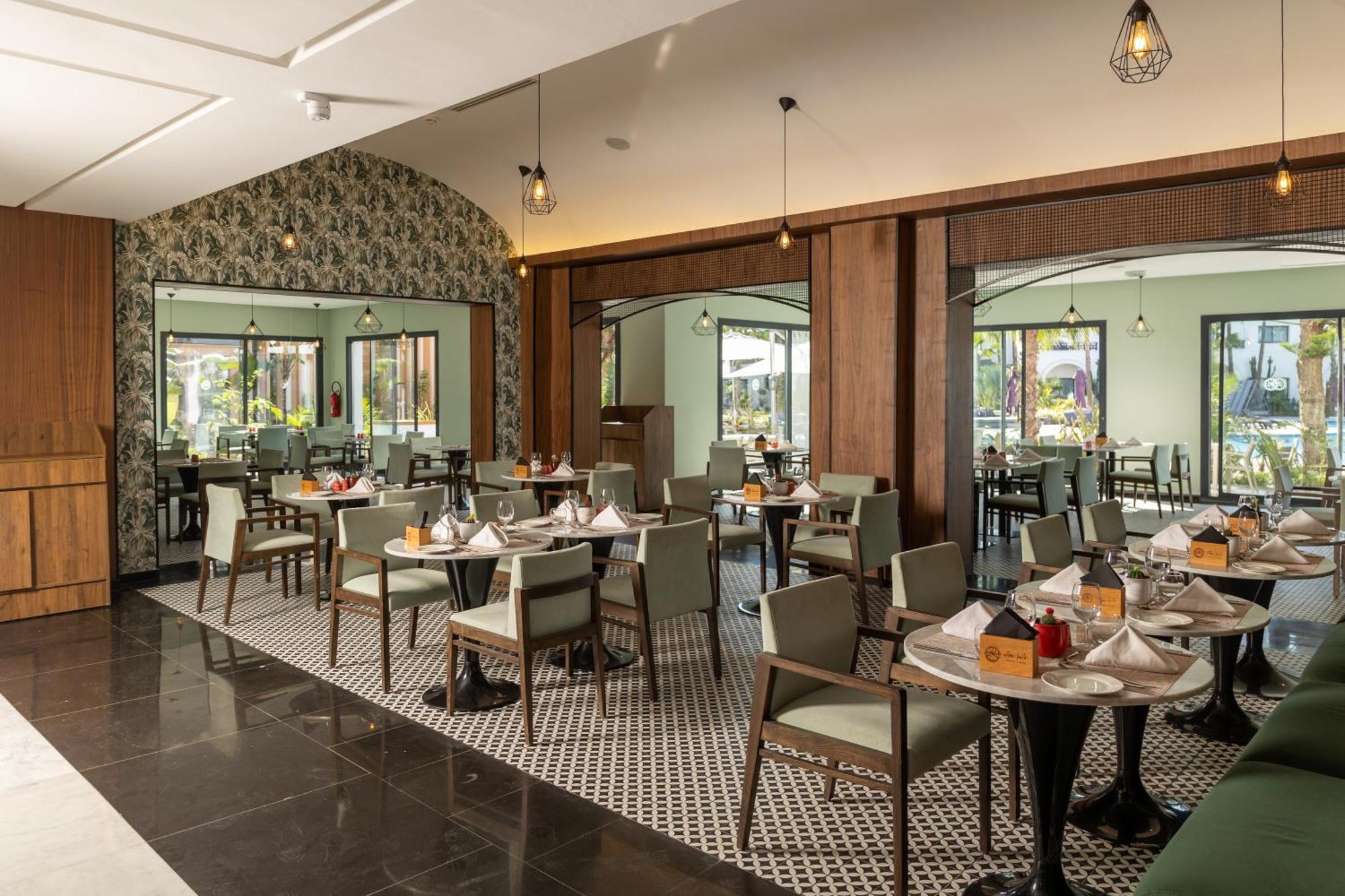 铂尔曼玛扎甘皇家高尔夫酒店及Spa 杰迪代 外观 照片 The restaurant