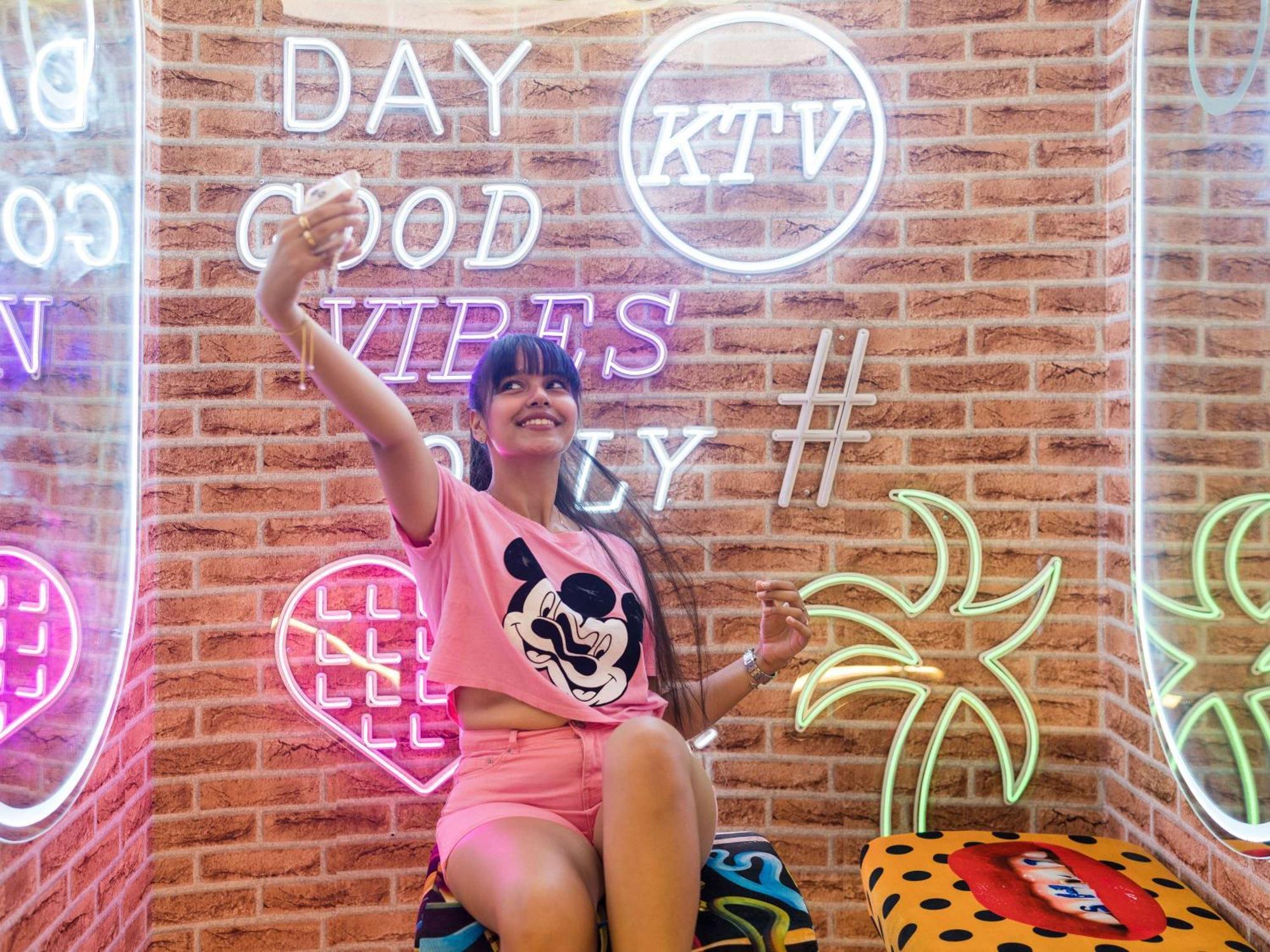 铂尔曼玛扎甘皇家高尔夫酒店及Spa 杰迪代 外观 照片 KTV