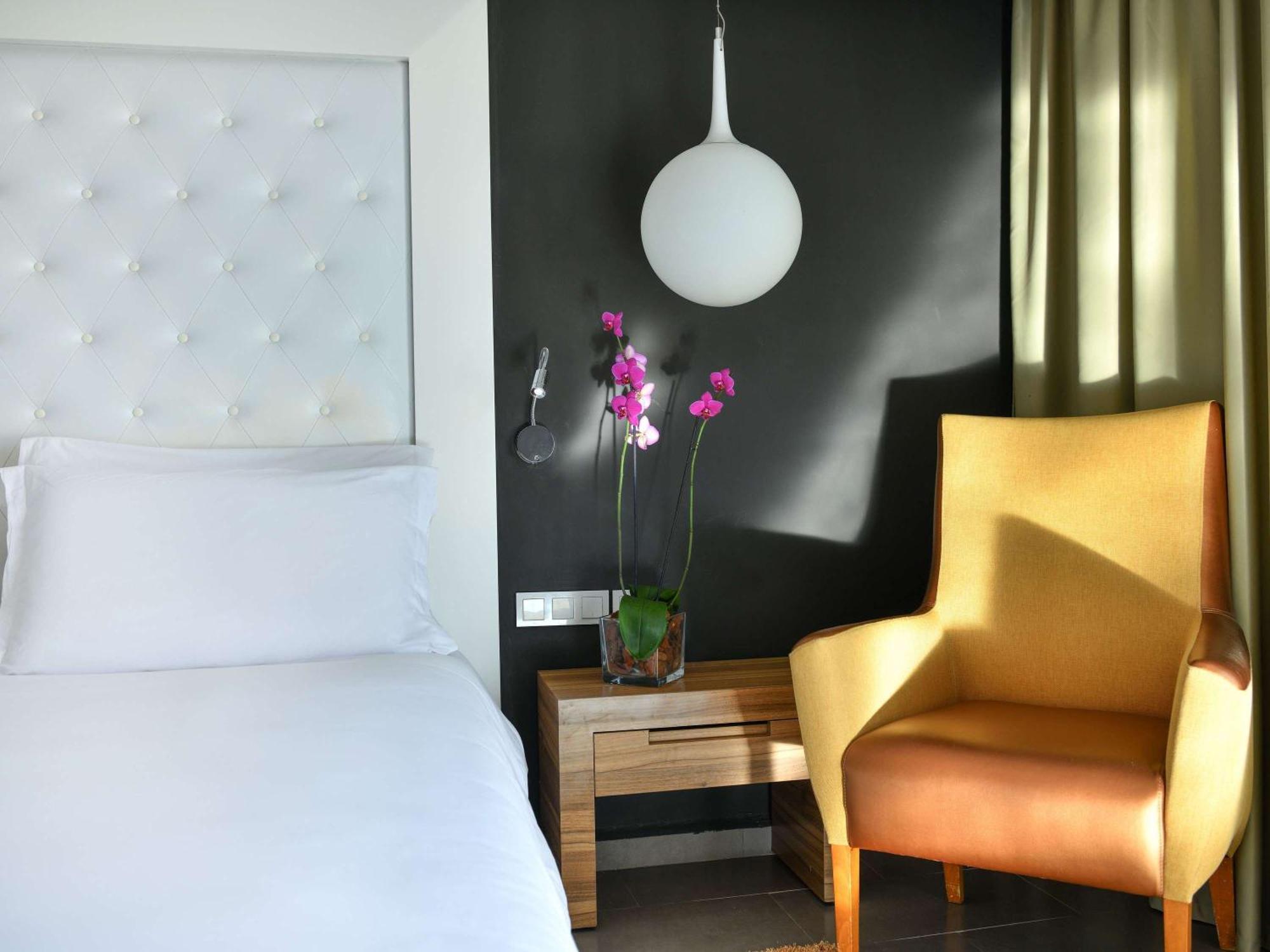 铂尔曼玛扎甘皇家高尔夫酒店及Spa 杰迪代 外观 照片 A room at the hotel